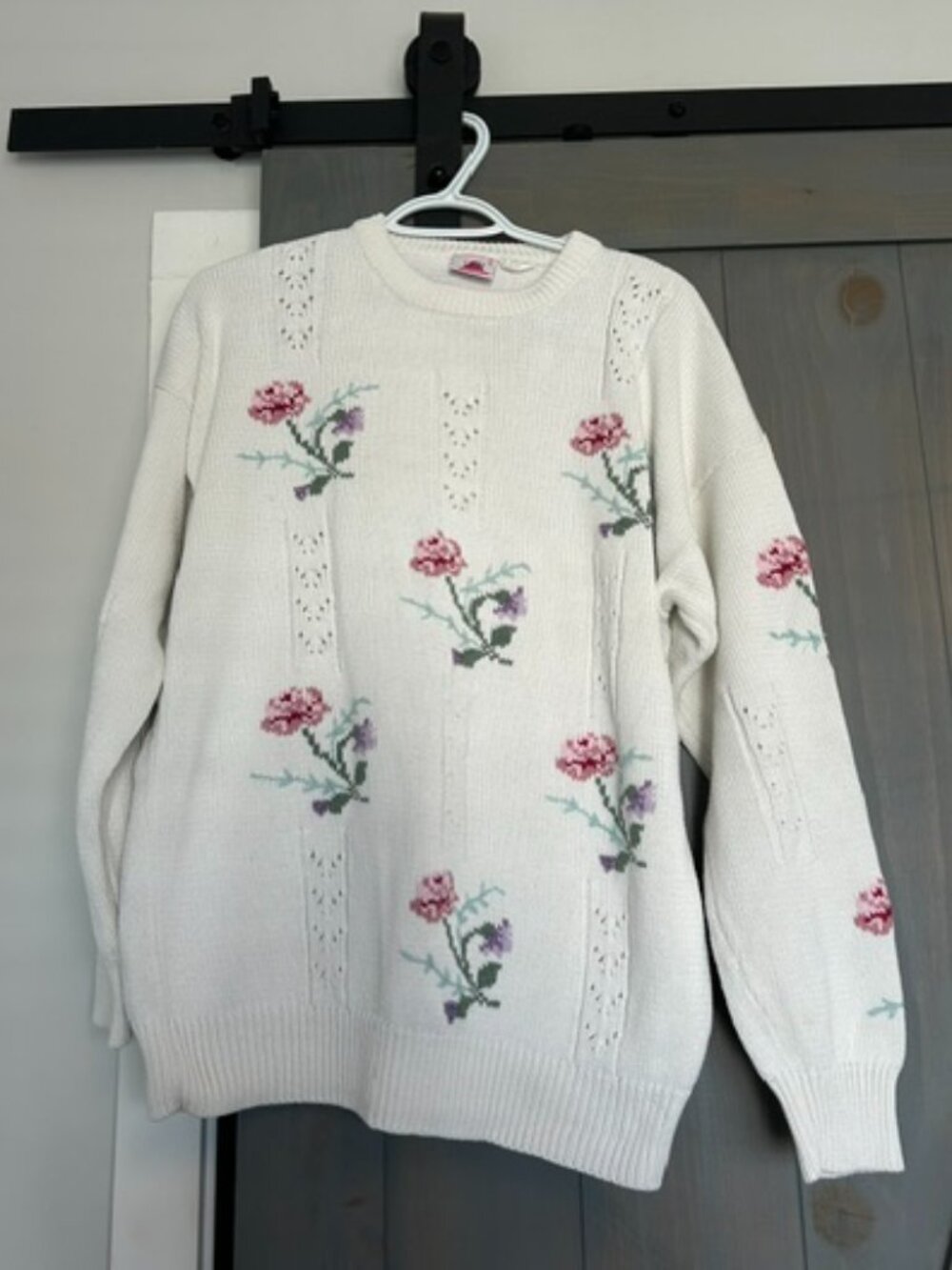 Vintage Lady Footlocker embroidered floral sweater cozy warm flowers winter